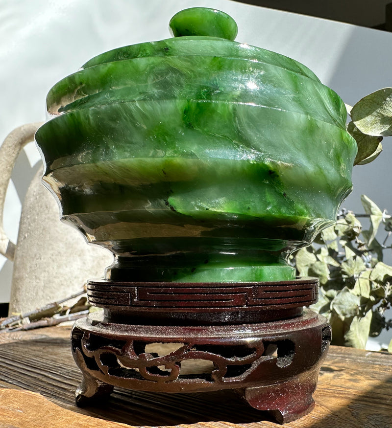 Polar Jade Pot, 4.2"*