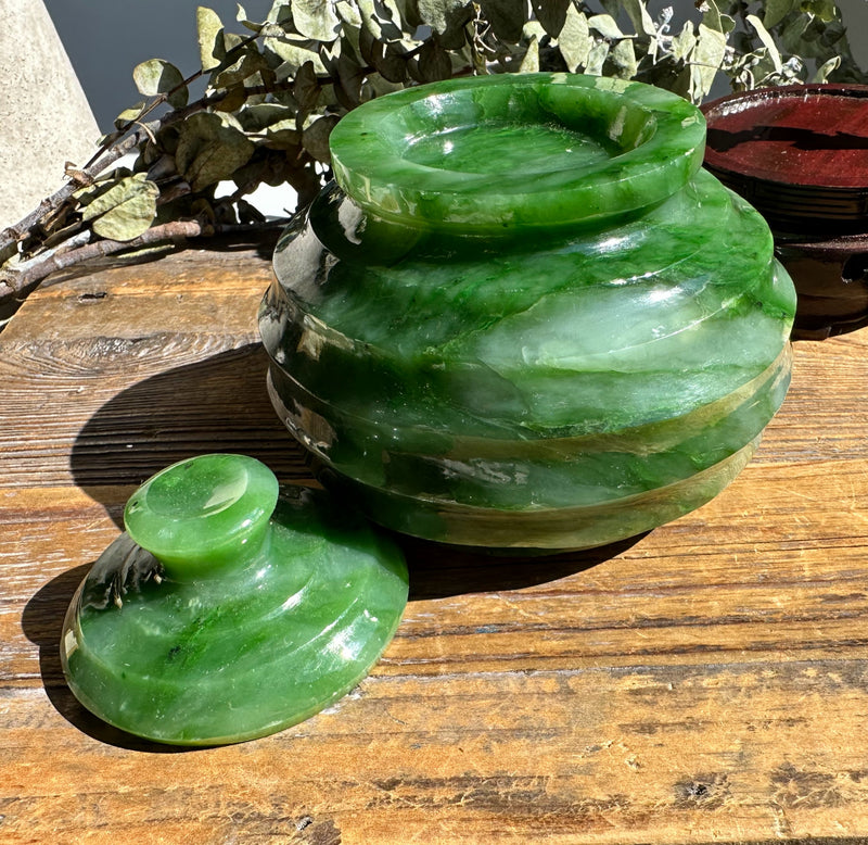 Polar Jade Pot, 4.2"*